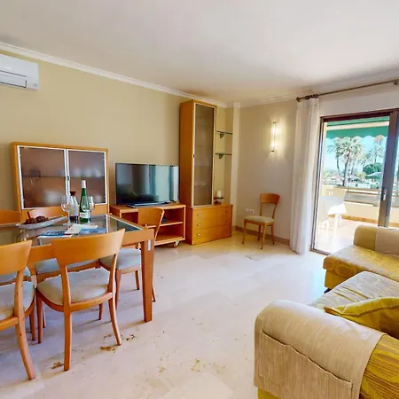 Playa Grande By Family Homes Apartment